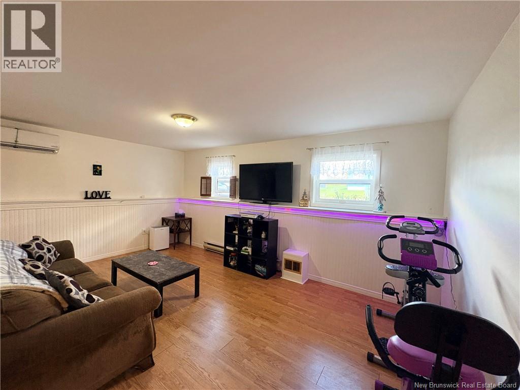 18 Partellow Street Property Photo 15