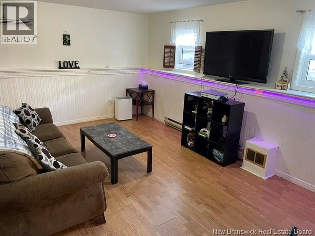 18 Partellow Street Property Photo 16