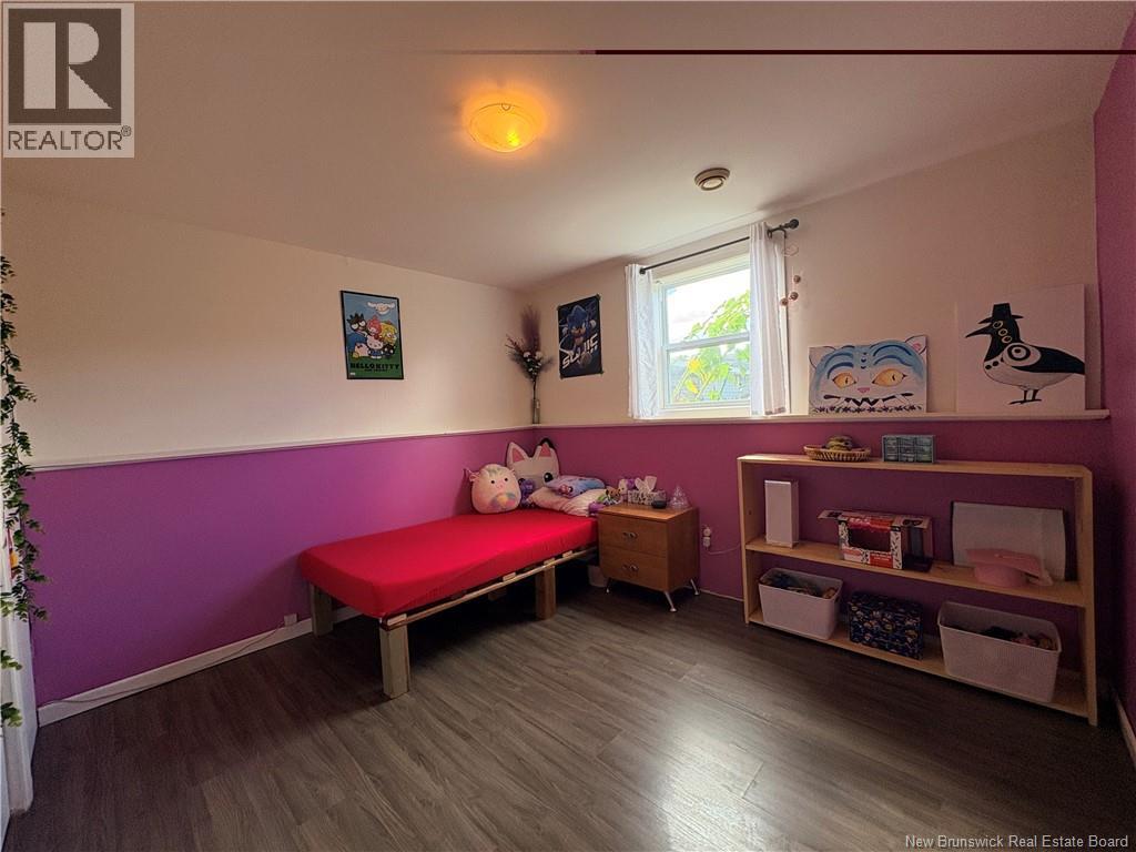 18 Partellow Street Property Photo 17