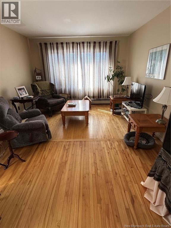 127-129 Archibald Street Property Photo 8