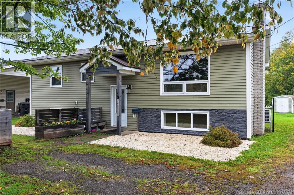 39 Kenmore Drive