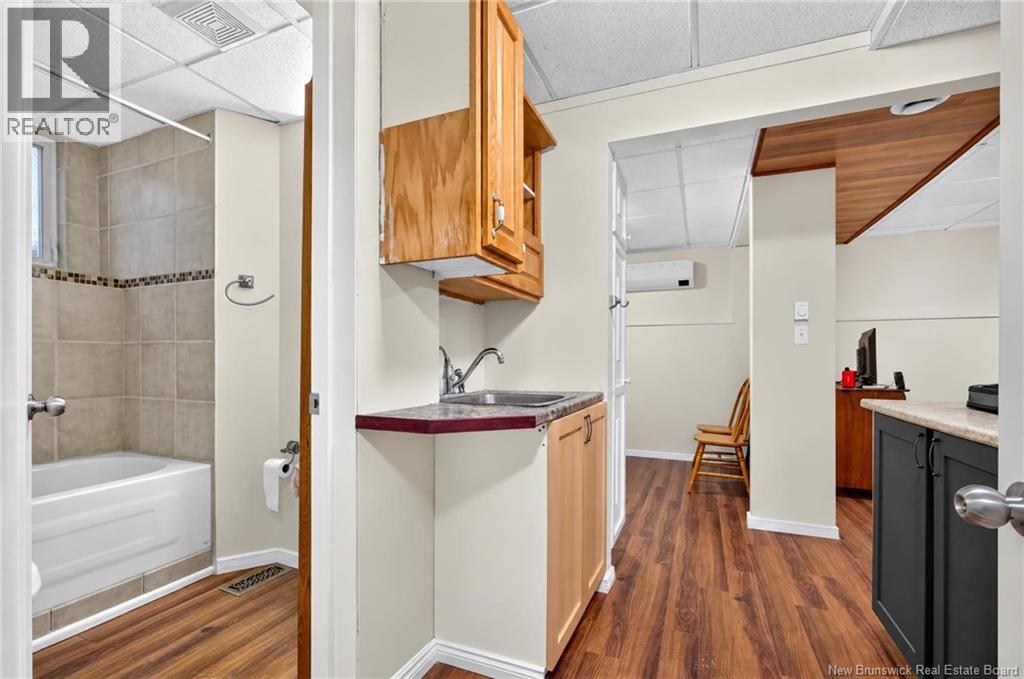 39 Kenmore Drive Property Photo 10