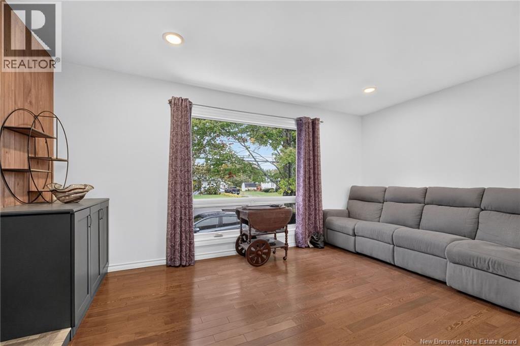 39 Kenmore Drive Property Photo 14