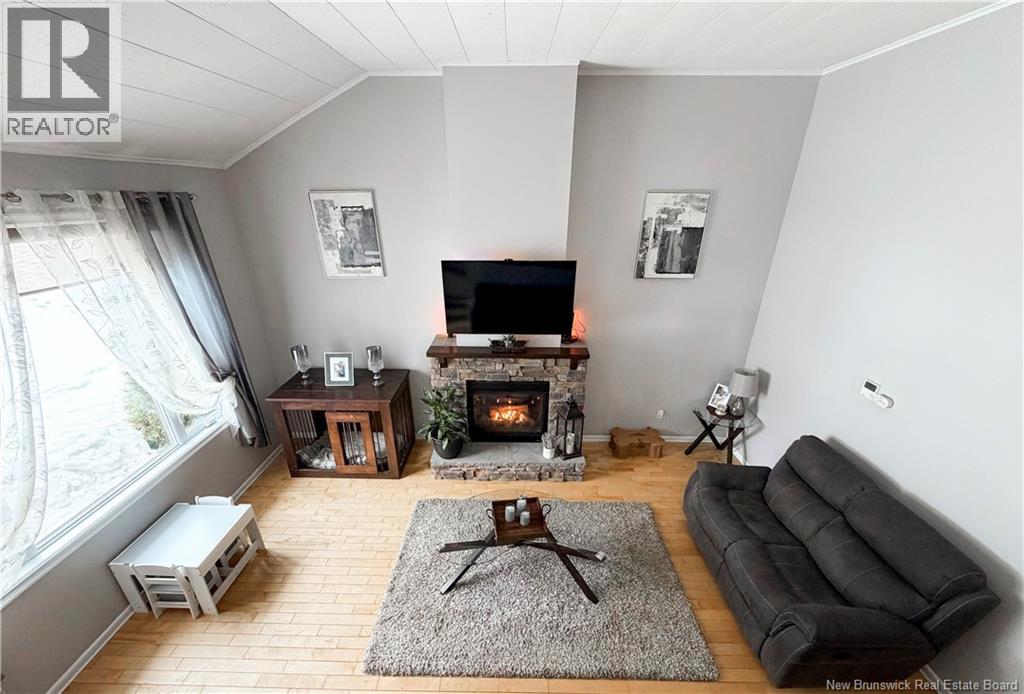 9 Stanley Street Property Photo 10