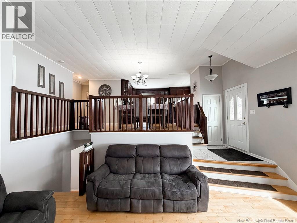 9 Stanley Street Property Photo 16