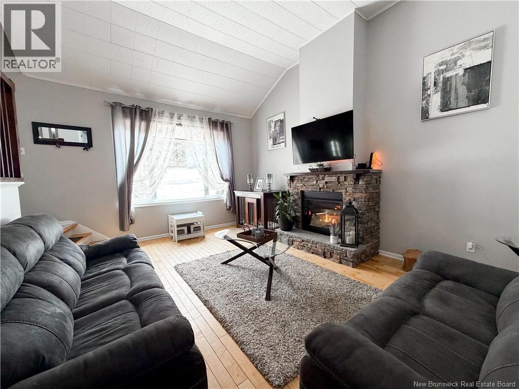9 Stanley Street Property Photo 17