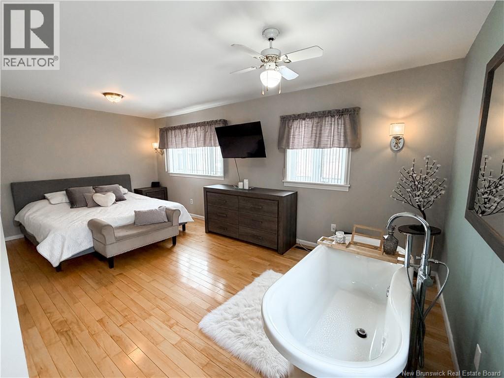 9 Stanley Street Property Photo 18