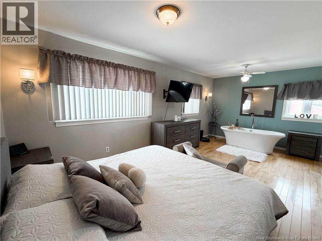 9 Stanley Street Property Photo 20