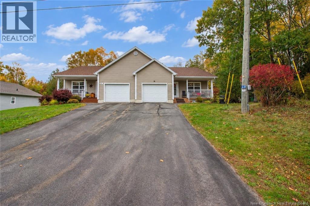 60 Walker Crescent Property Photo 1