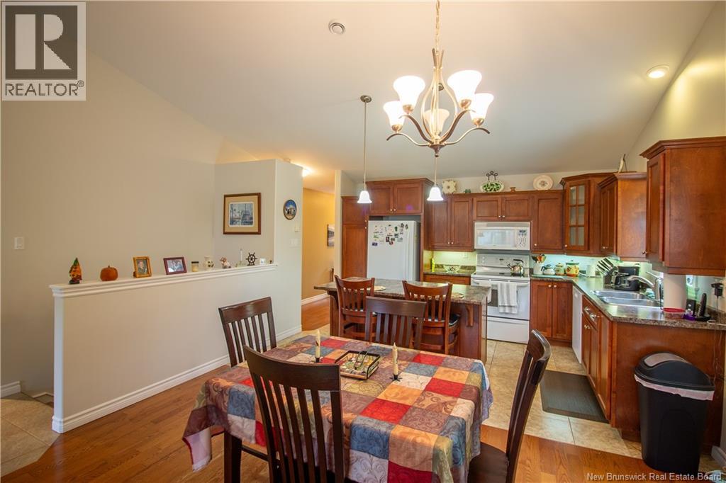 60 Walker Crescent Property Photo 11