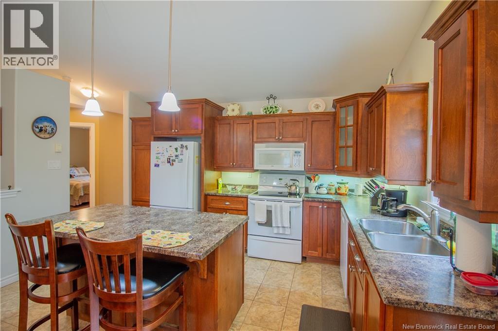 60 Walker Crescent Property Photo 18