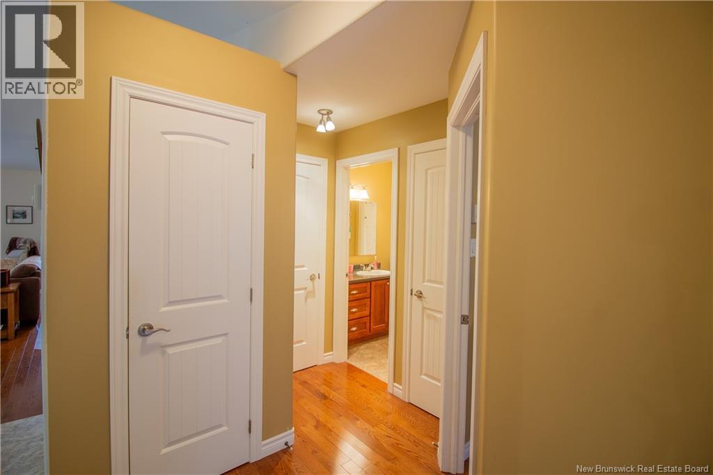 60 Walker Crescent Property Photo 20