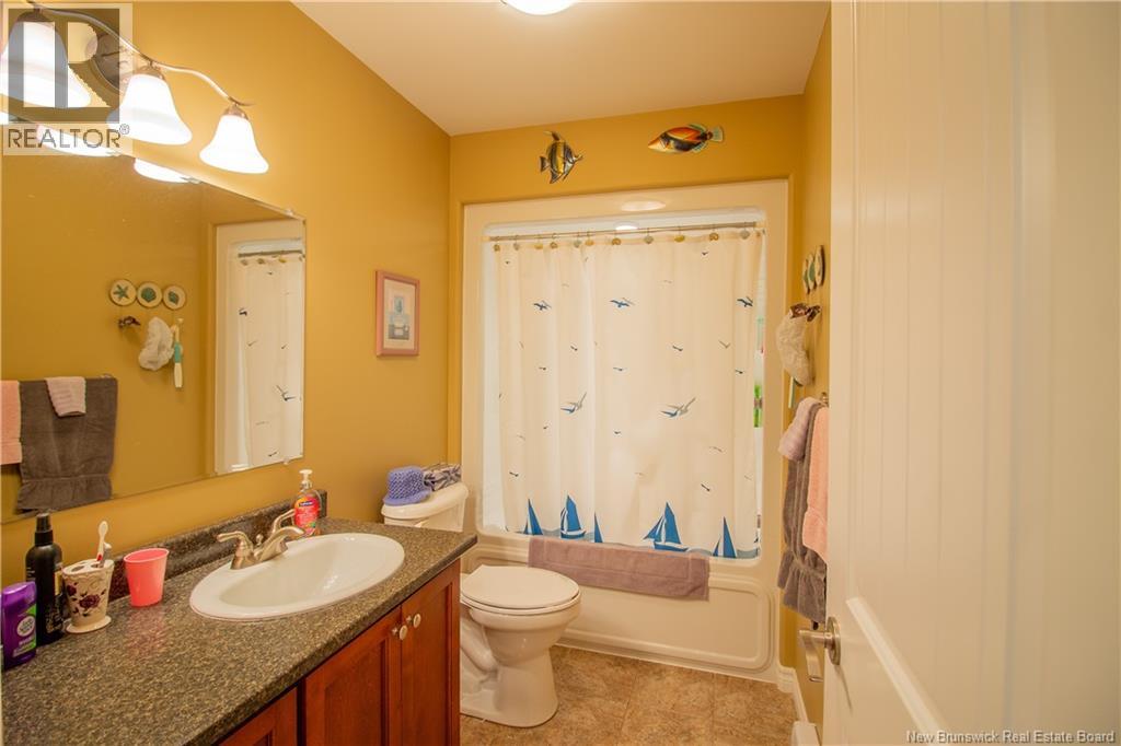 60 Walker Crescent Property Photo 21