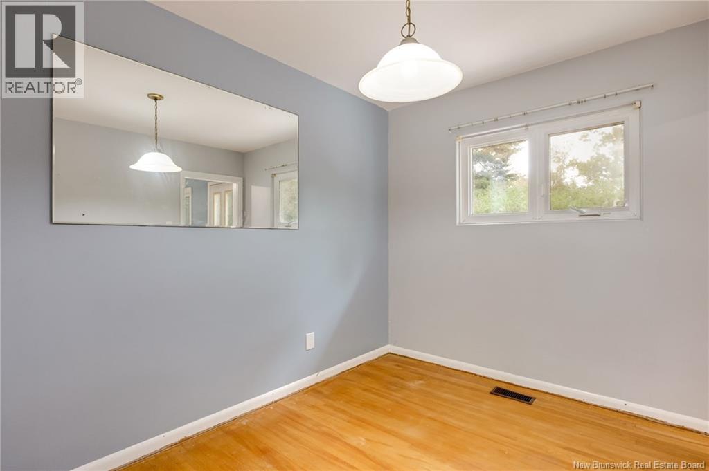 17 Bissett Avenue Property Photo 11