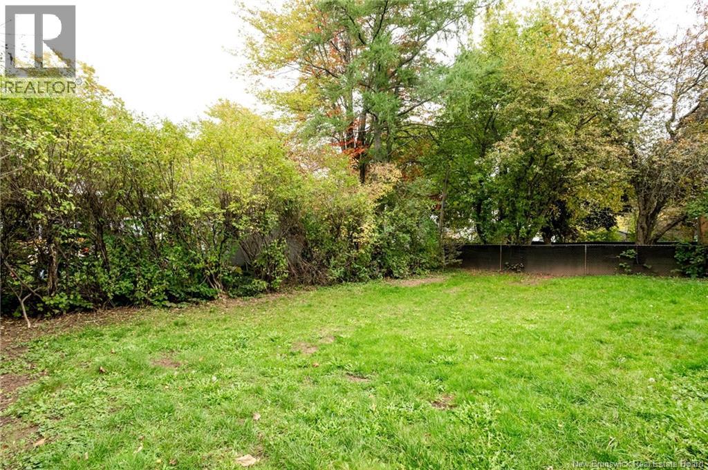 17 Bissett Avenue Property Photo 32