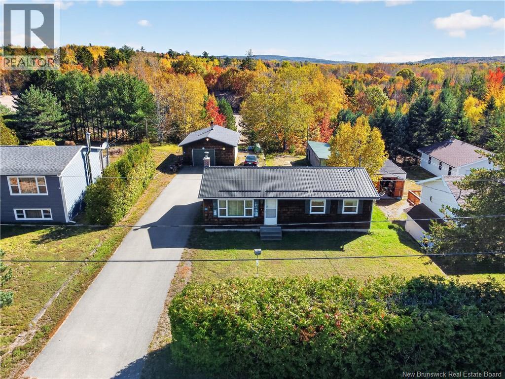 6 Clearwater Street Property Photo 1