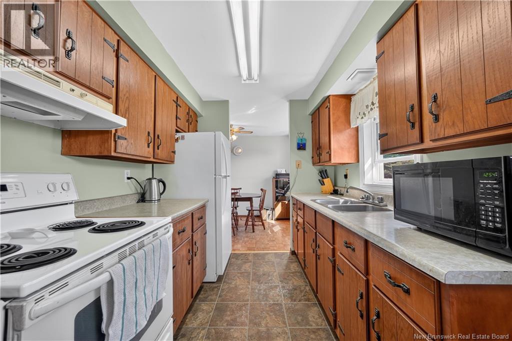 6 Clearwater Street Property Photo 6