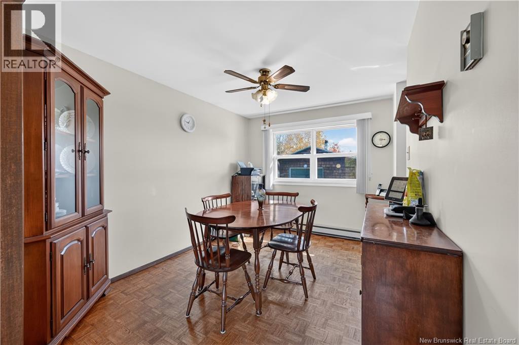 6 Clearwater Street Property Photo 8