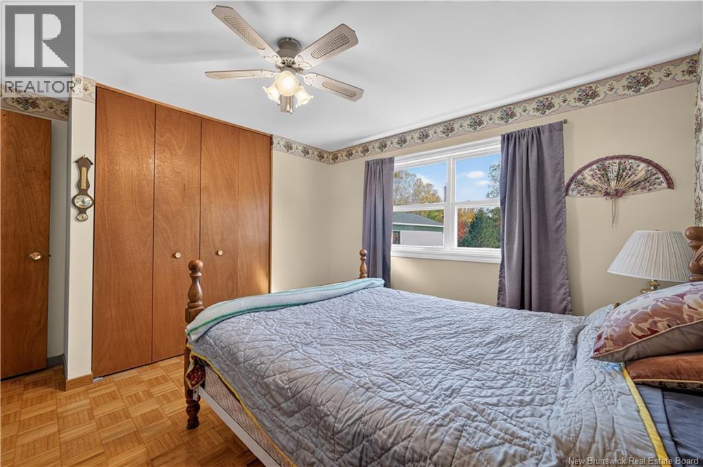 6 Clearwater Street Property Photo 17