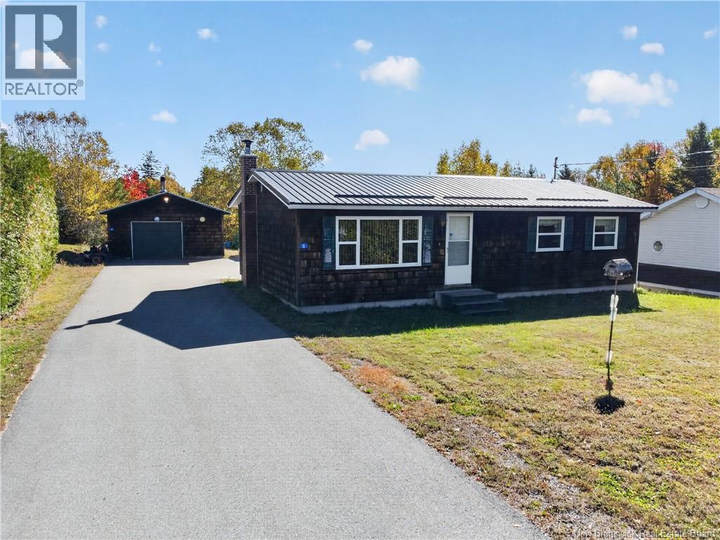6 Clearwater Street Property Photo 38