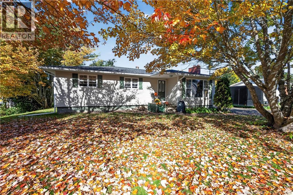 83 Renfrew Property Photo 2