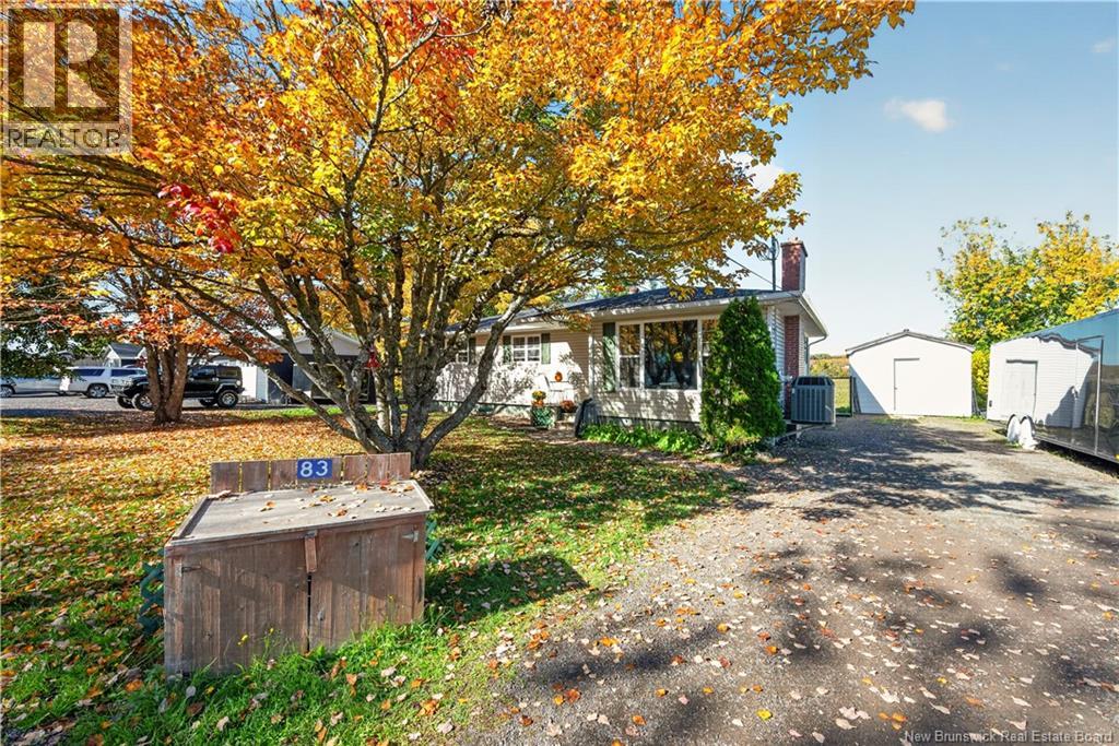 83 Renfrew Property Photo 47