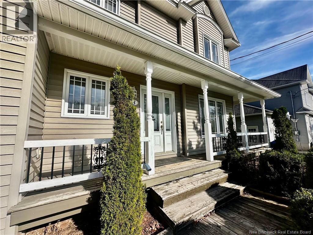 93 Shannon Drive Property Photo 2
