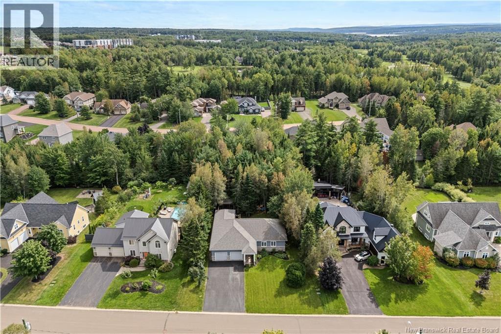 169 Maurice Crescent Property Photo 2
