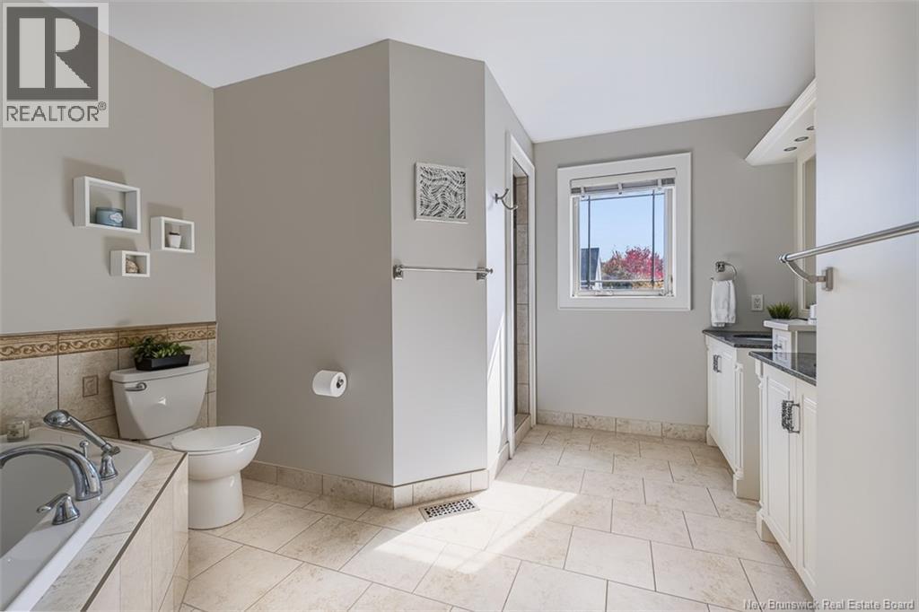 101 Summerhill Row Property Photo 22