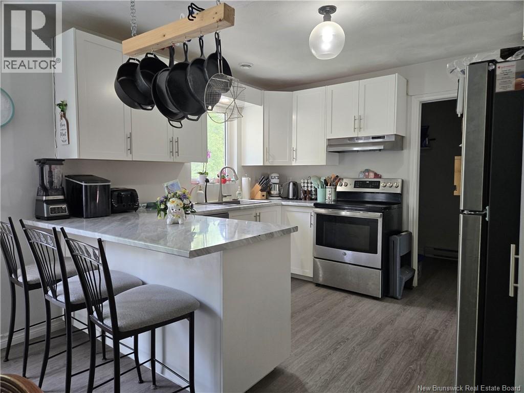 29 Thaddee Street Property Photo 8