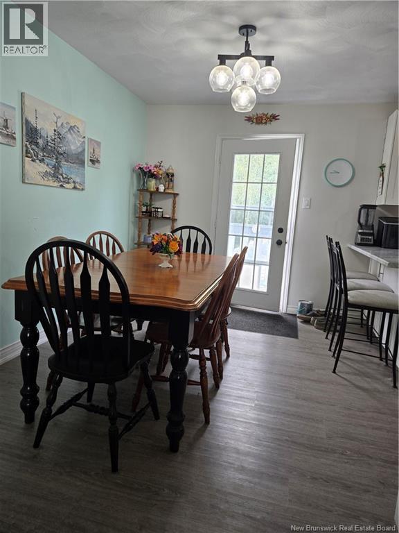 29 Thaddee Street Property Photo 15