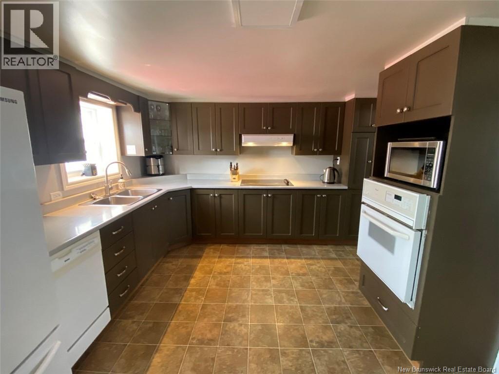16 46th Avenue Property Photo 3