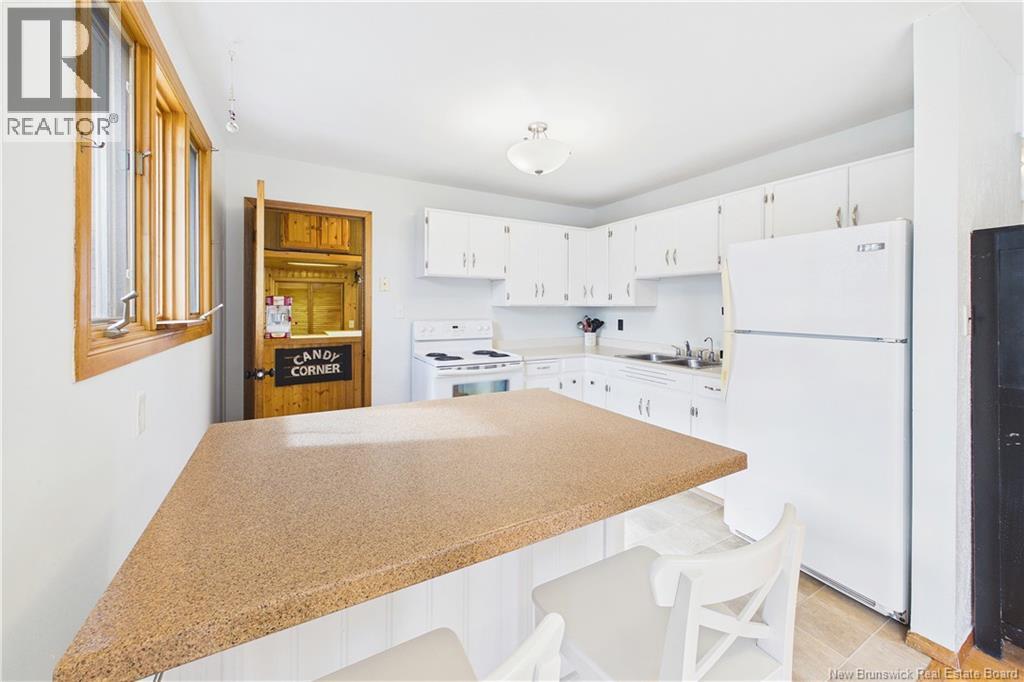 460 Lawrence Street Property Photo 10