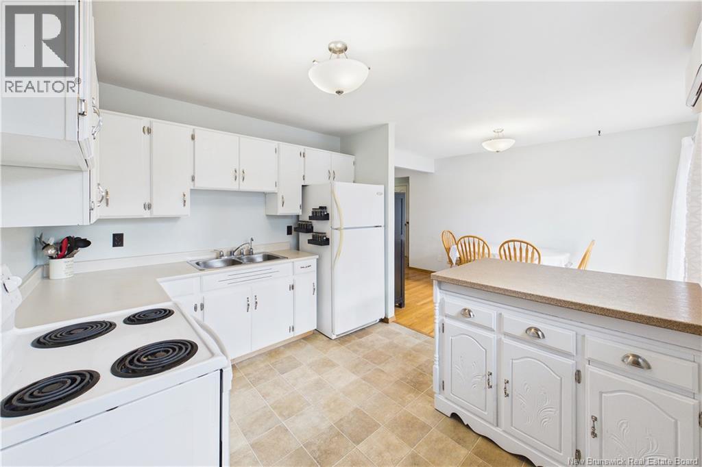 460 Lawrence Street Property Photo 12