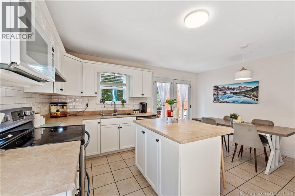 20 Wilderness Court Property Photo 7