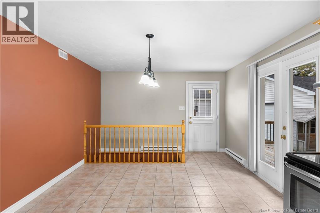 413 Mandeville Street Property Photo 11