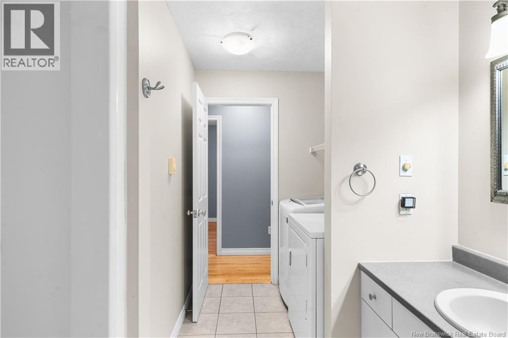 413 Mandeville Street Property Photo 14