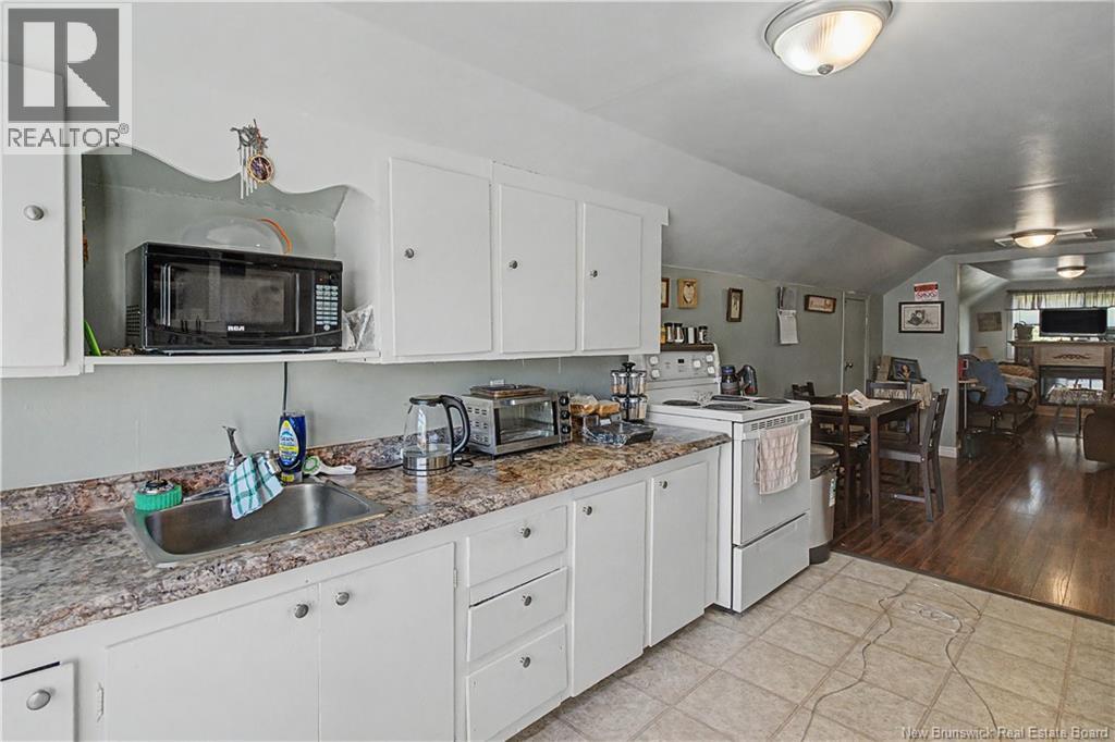 3 Gorman Boulevard Property Photo 4
