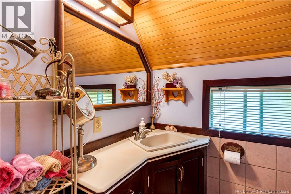 34 Allee Borgette Property Photo 28