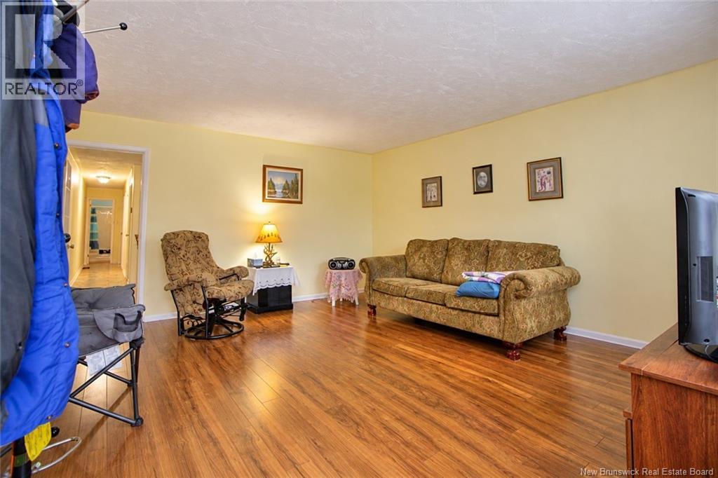 157 Main Street Property Photo 5
