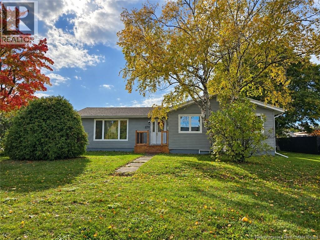 1211 Whelton Property Photo 1