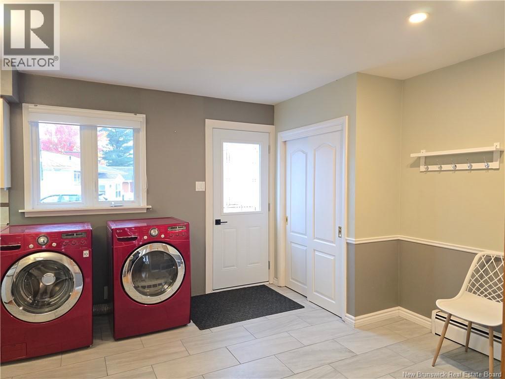 1211 Whelton Property Photo 8