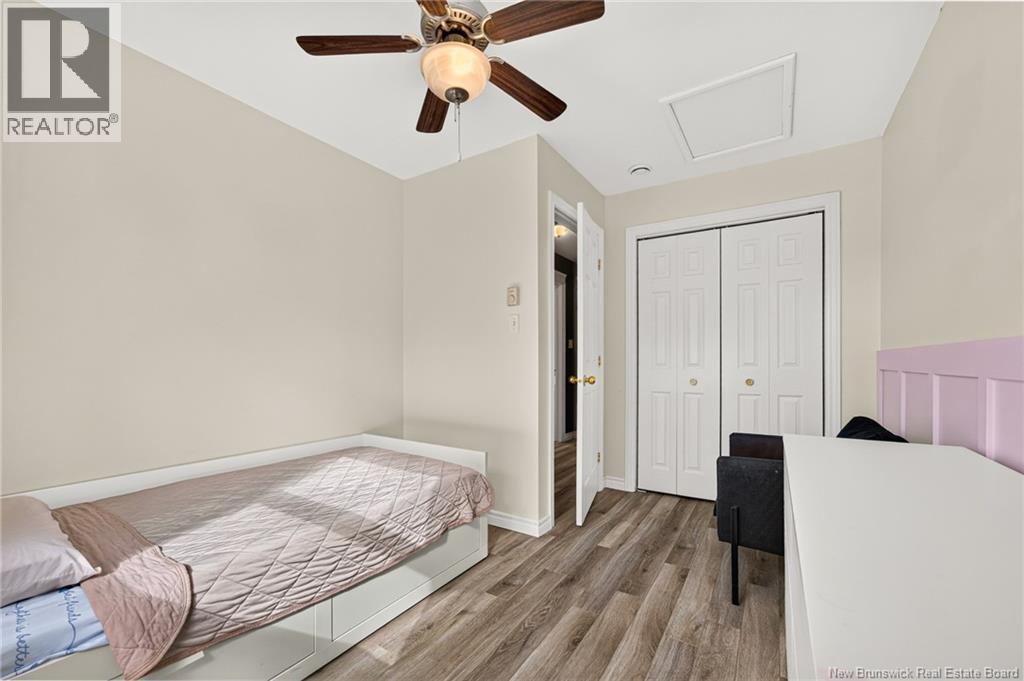 218 Glencairn Drive Property Photo 29