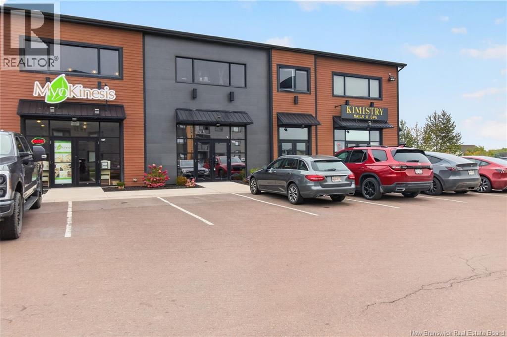 550 Gauvin Road Unit# 102