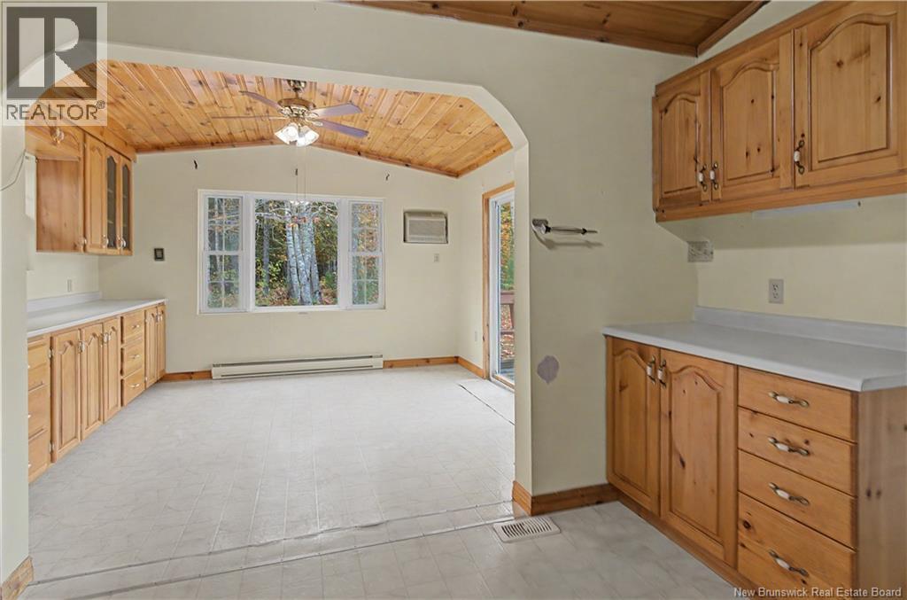 12823 Rte 8 Property Photo 13