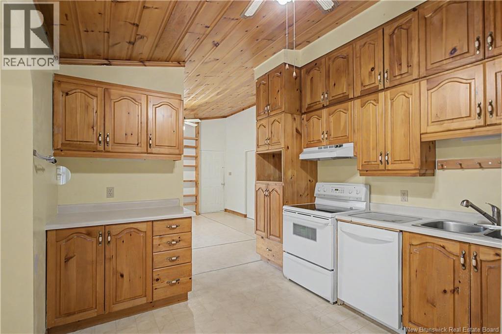 12823 Rte 8 Property Photo 14