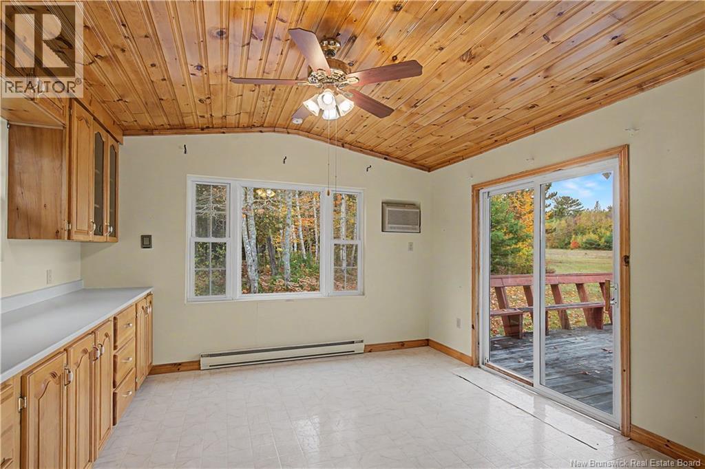 12823 Rte 8 Property Photo 17