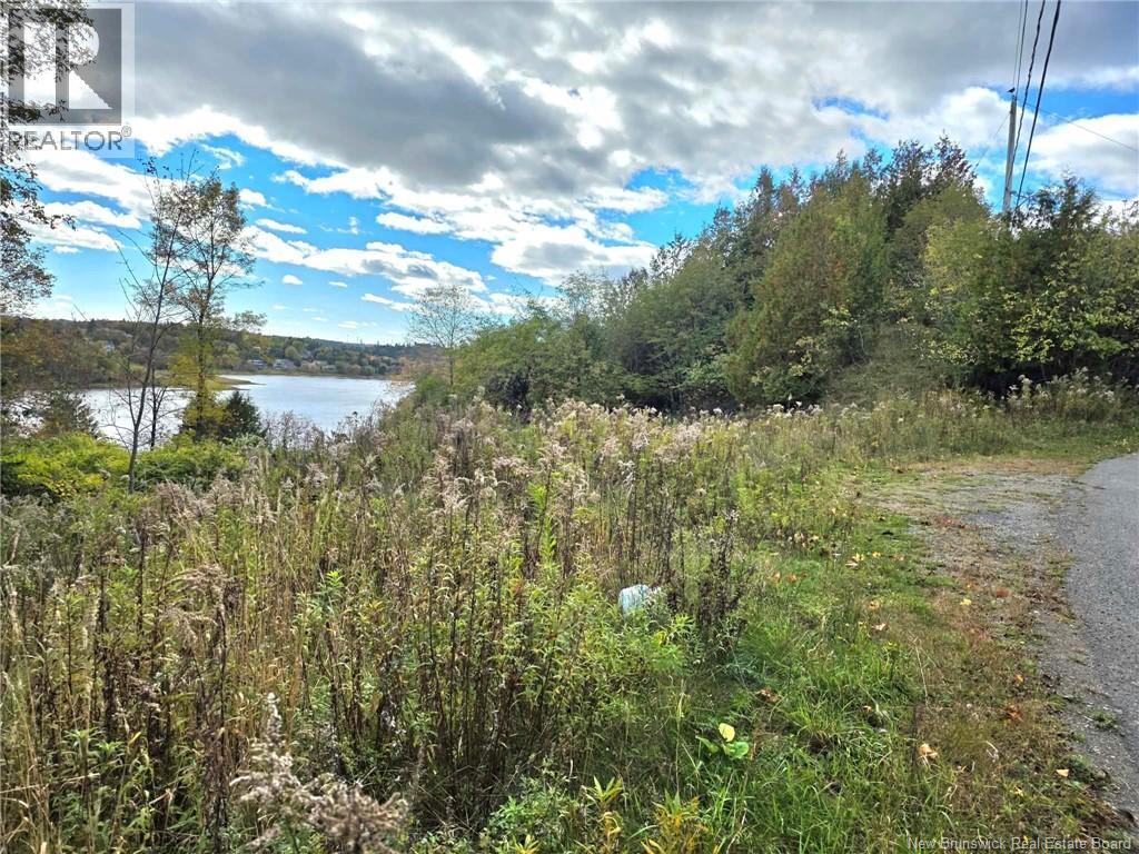 372 Highland Road Property Photo 1
