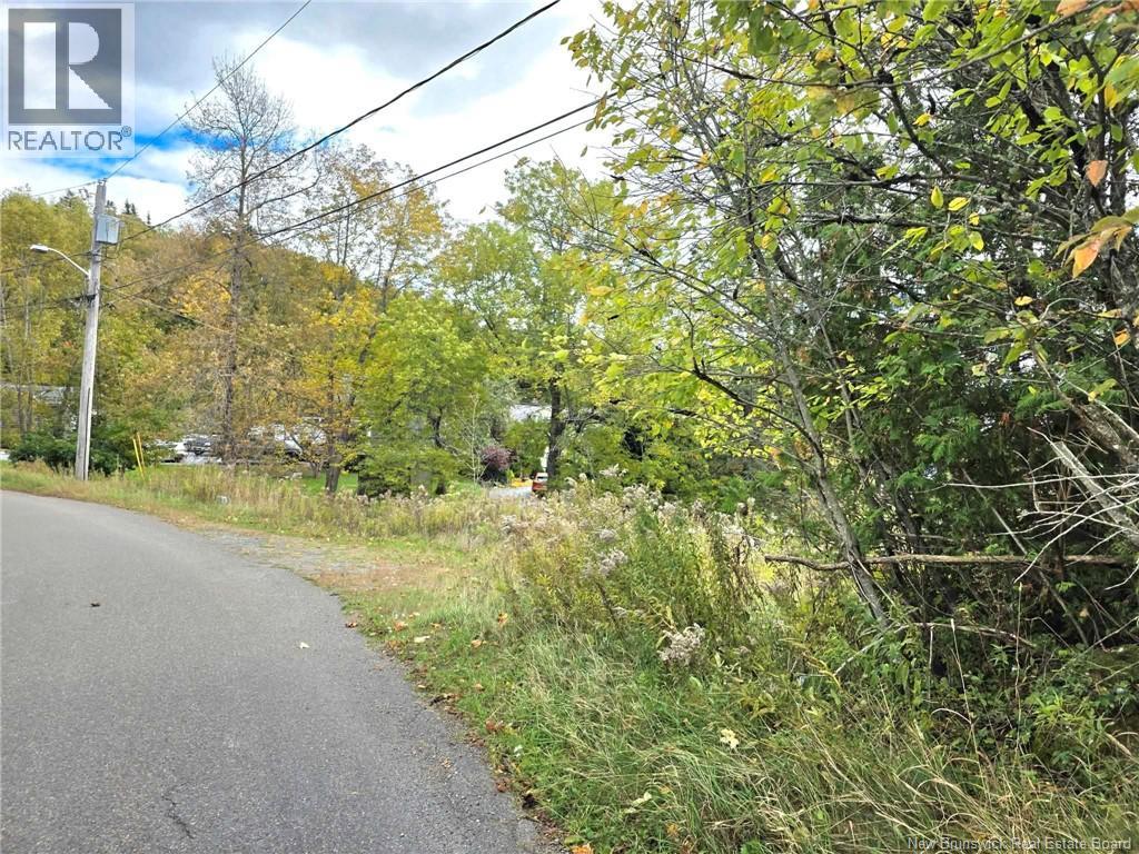 372 Highland Road Property Photo 3