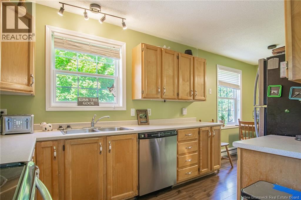 9 Dunn Avenue Property Photo 5